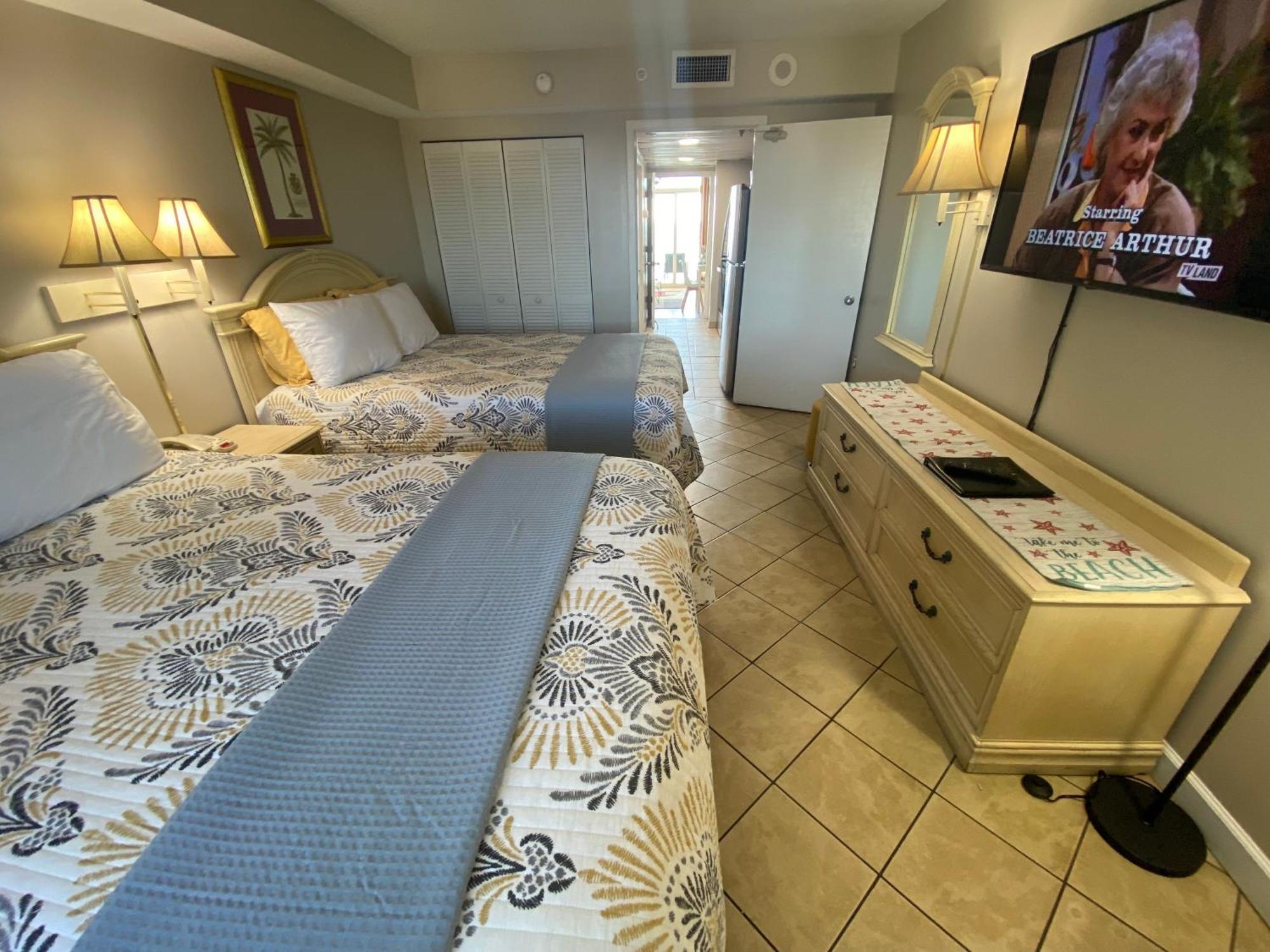 Camelot By The Sea Ocean Front Condo เมอร์เทิลบีช ภายนอก รูปภาพ